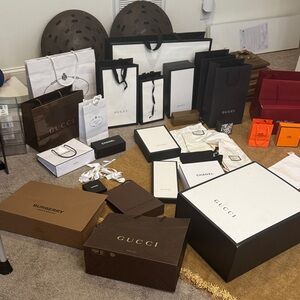 Gucci Black and White Gift Box Collection